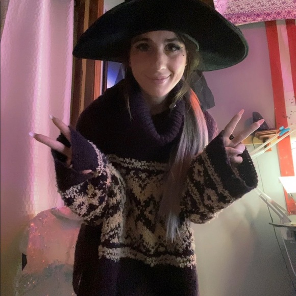 Free People Sweater - Picture 2 of 3